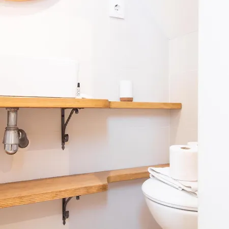 Madalena Ground Floor 아파트 *