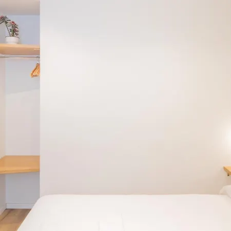 Madalena Ground Floor 아파트 *