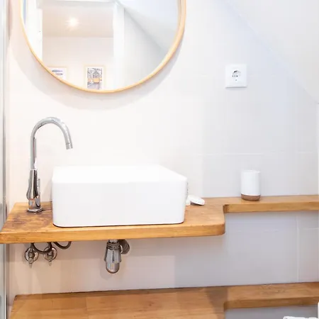 아파트 Madalena Ground Floor 리스본