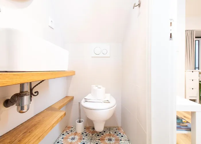 아파트 Madalena Ground Floor - Comfortable In Baixa